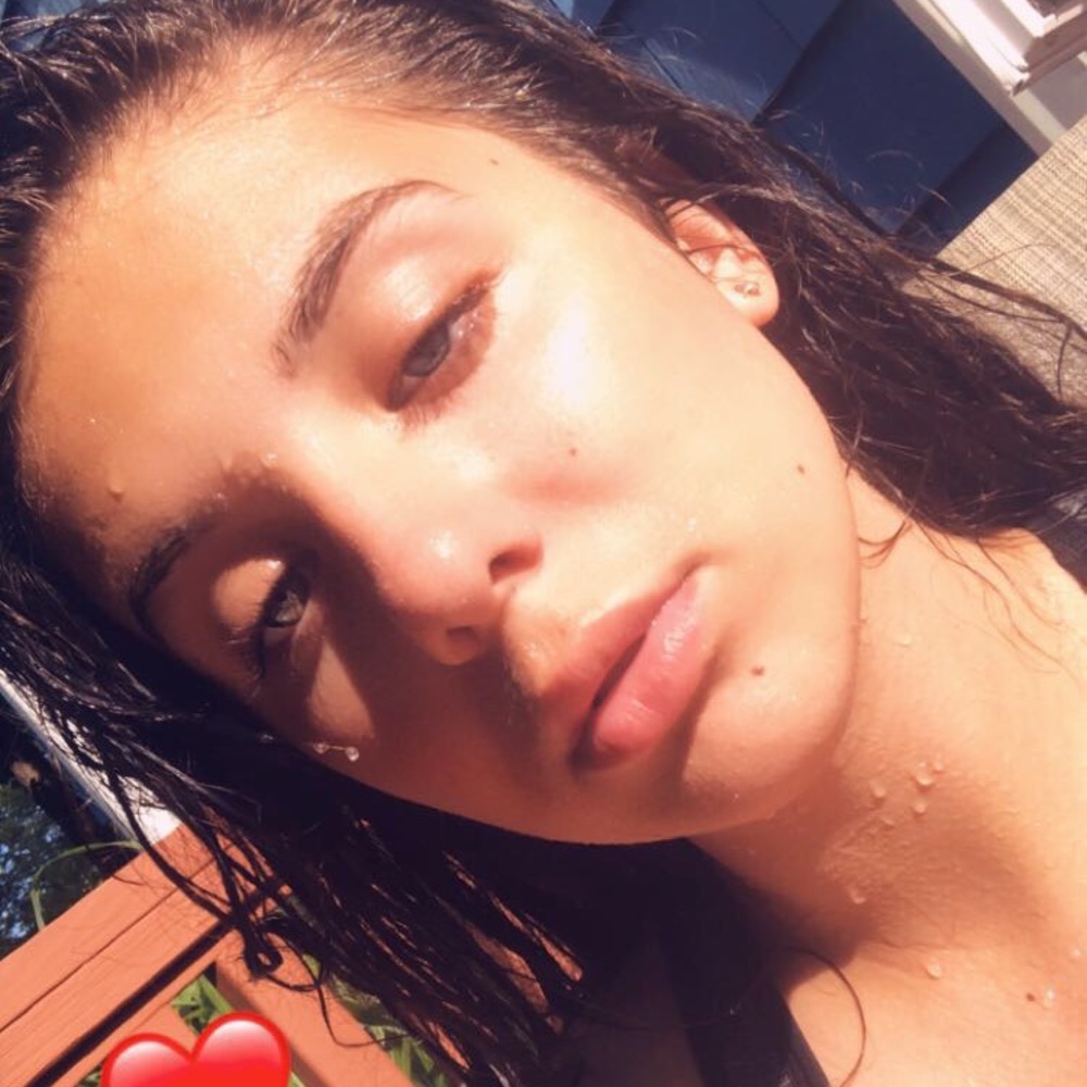 Meet your Posher, Isabella